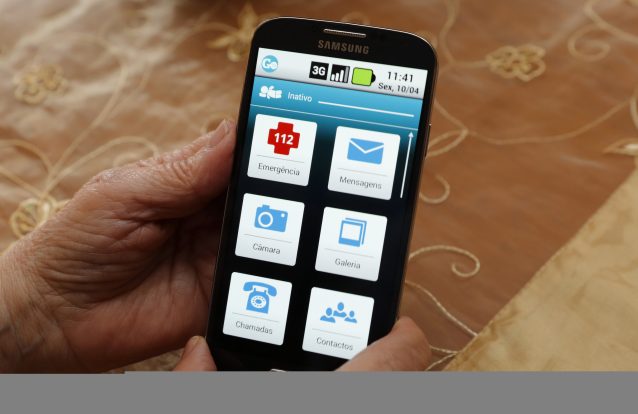 Idosos vão ter assistência através de app de telemóvel