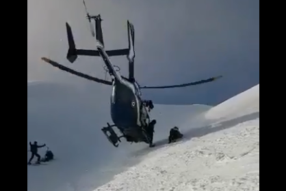 Imagens mostram resgate dramático nos Alpes