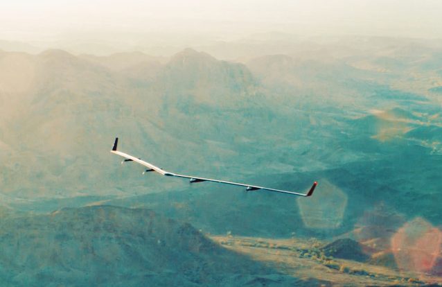 Já voa o drone com que o Facebook quer levar a internet aos sítios mais remotos do planeta