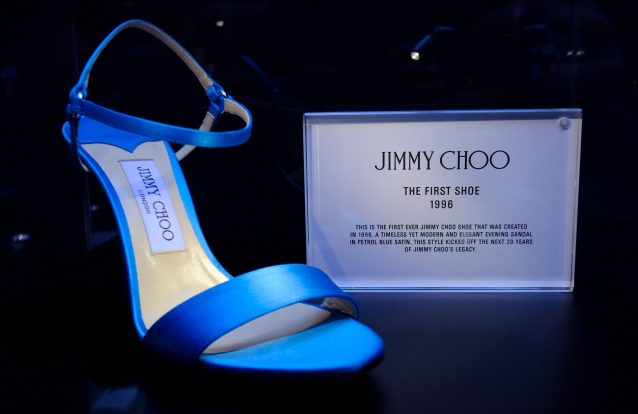 Jimmy Choo procura novos sócios