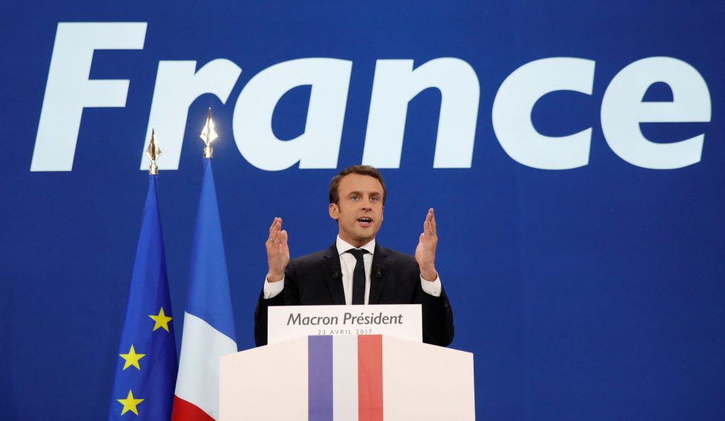 Jovens, reservados e próximos de Strauss-Kahn: eis a equipa de Macron