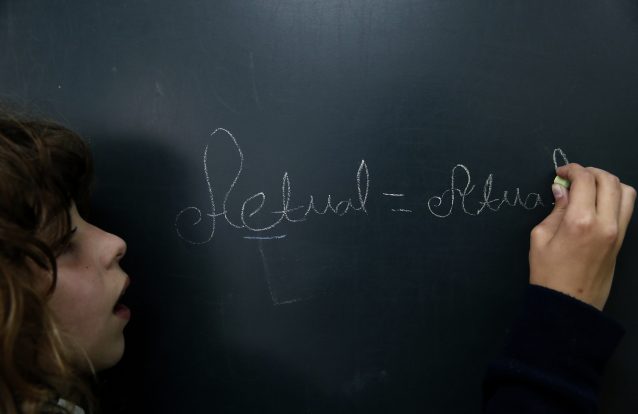 Linguista Malaca Casteleiro desvaloriza contestação ao acordo ortográfico