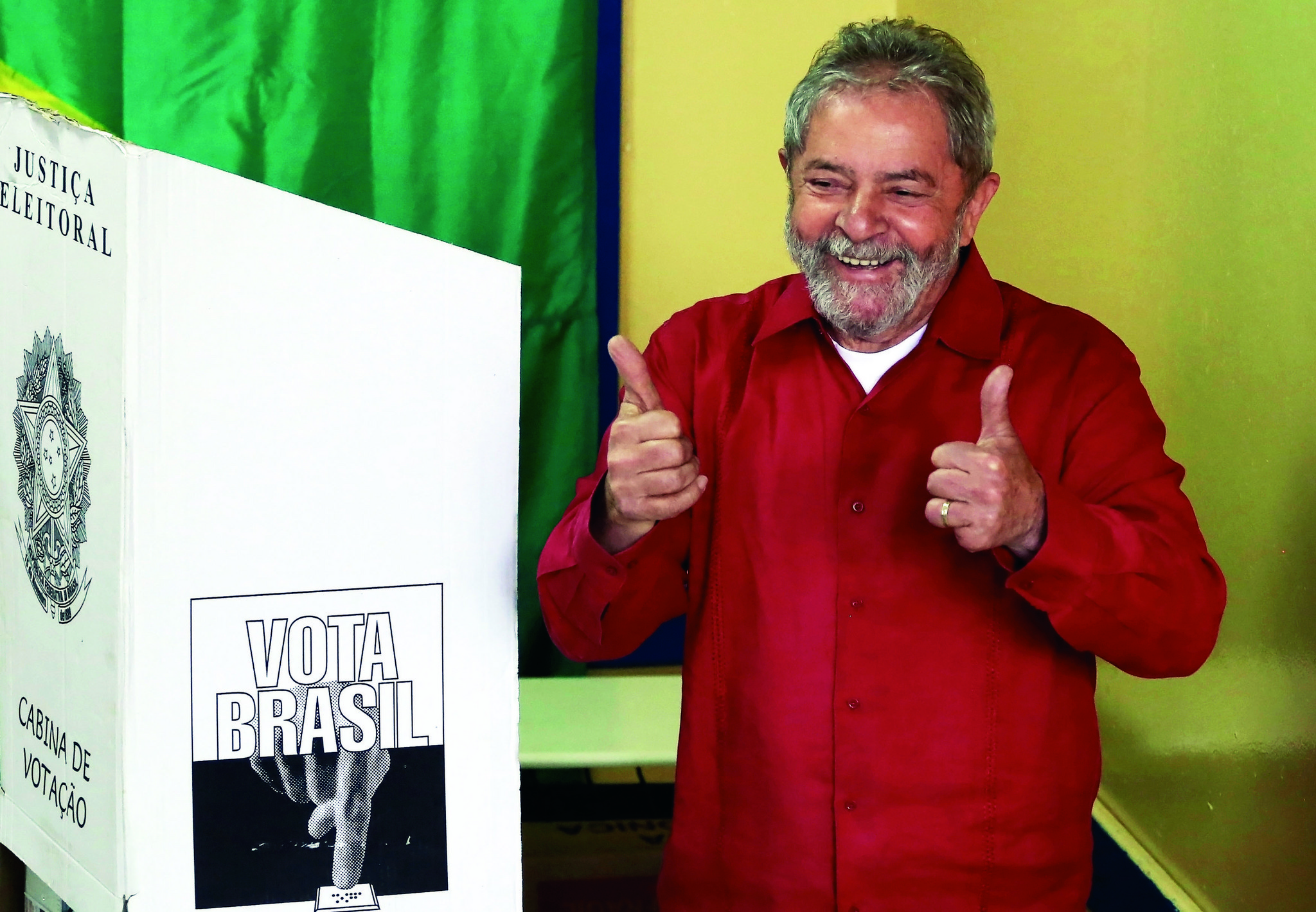 Lula aceita convite e vai mesmo ser ministro