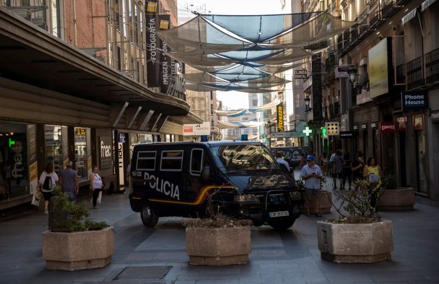 Madrid blinda-se com canteiros e pinos nas ruas centrais