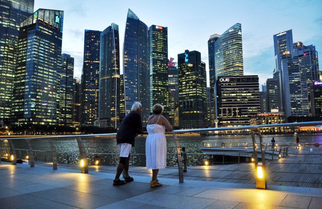Malásia e Singapura numa reunião de ex-alunos