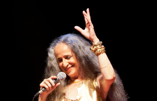 Maria Bethânia nos coliseus de Lisboa e do Porto: A festa que todos querem ouvir