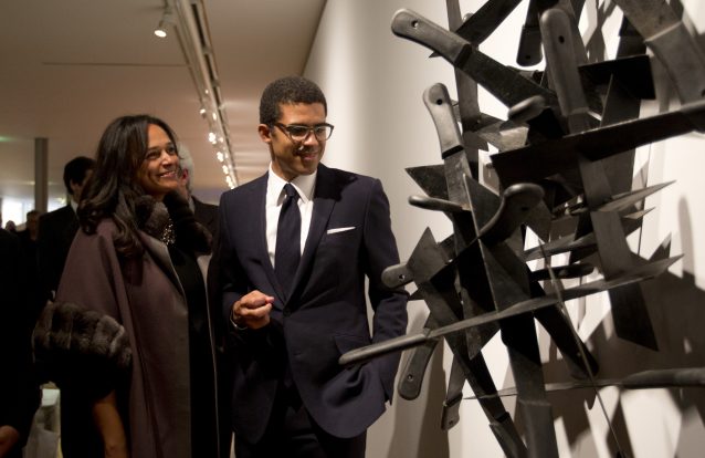 Marido de Isabel dos Santos acusa França de roubo
