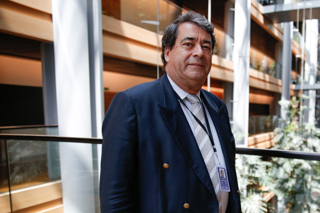 Marinho e Pinto diz adeus à política