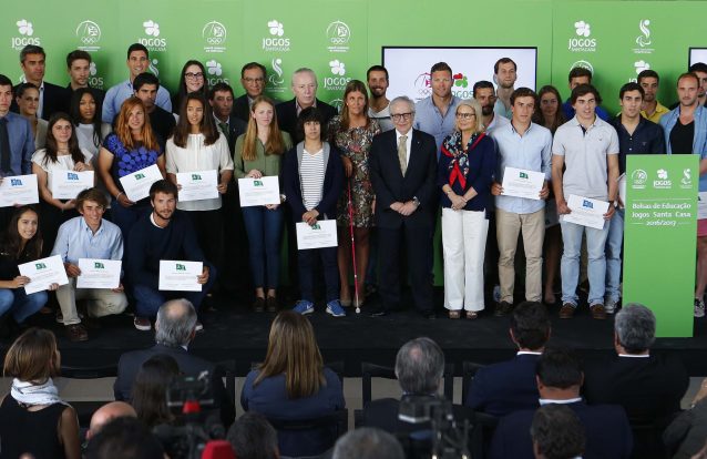 Medalhas e diplomas, o desejo dos atletas portugueses que recebem bolsas académicas