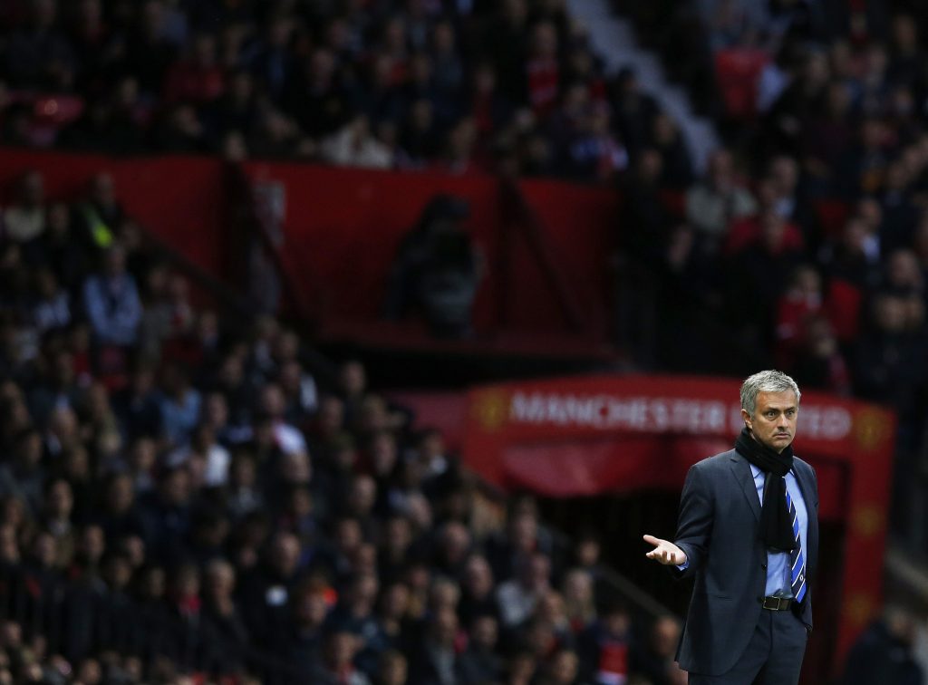 Mourinho tem para reforços tanto quanto o Hospital de Santa Maria gasta num ano