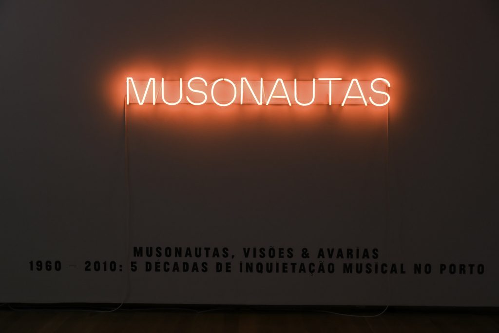 "Musonautas, Visões & Avarias": A exposição sobre os 50 anos de inquietude musical do Porto