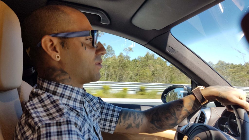 Na estrada com Quaresma: "Odiava futebol, gostava era de karaté"