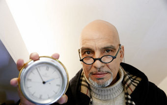 "Não me deixe morrer", volta a pedir o doente com hepatite C ao ministro da Saúde