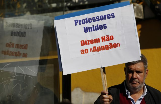 Nas contas do Governo, contagem integral do tempo dos professores e descongelamento da função pública custam o mesmo