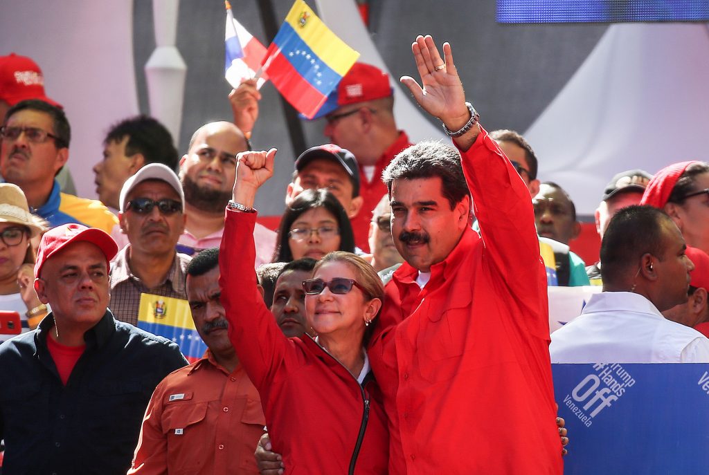 Nicolás Maduro aceita ajuda humanitária oferecida pela União Europeia