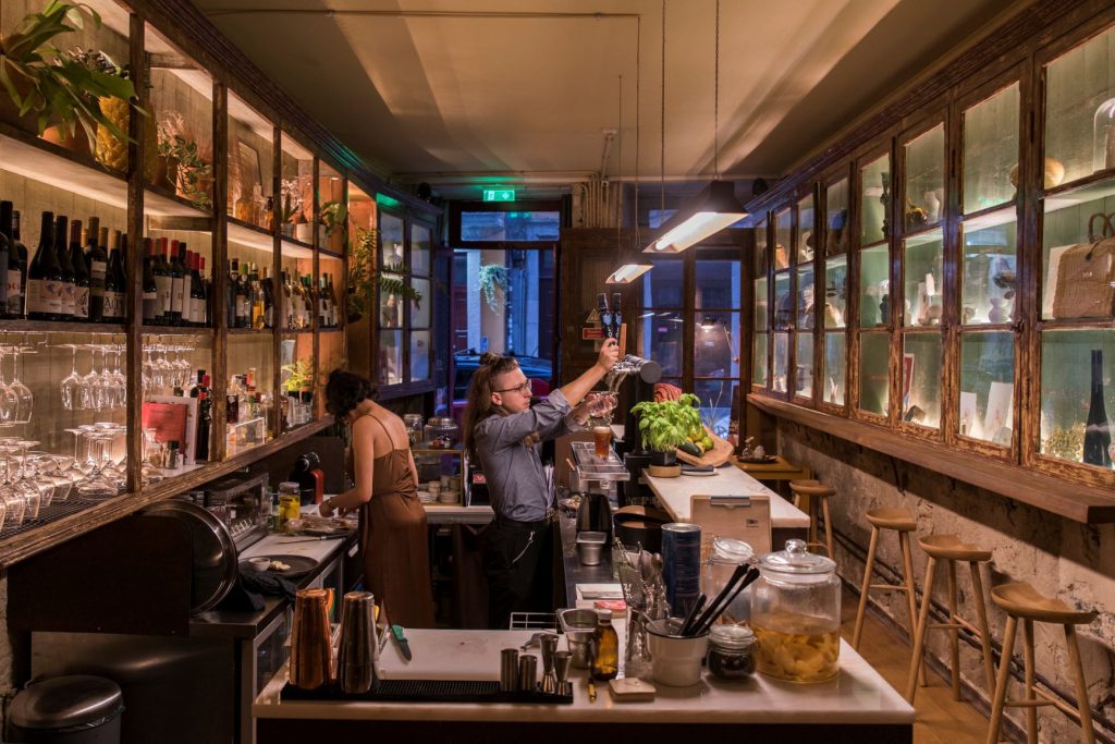 No Drogaria Bar é tudo 100% português