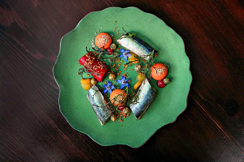 No restaurante Pesca, em Lisboa, o chefe Diogo Noronha faz uma bela pescaria
