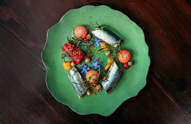 No restaurante Pesca, em Lisboa, o chefe Diogo Noronha faz uma bela pescaria