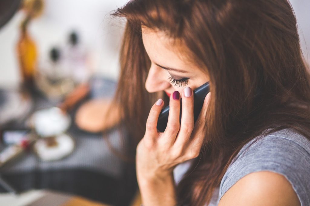 Novo estudo relaciona a radiação emitida pelos smartphones com o desenvolvimento de cancro