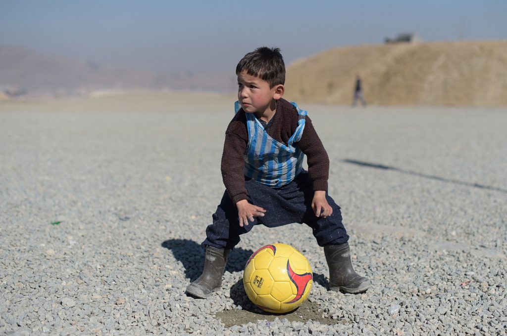 O menino afegão fã de Lionel Messi é, agora, um alvo para os talibãs