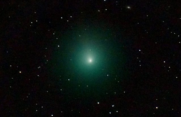 O mundo precisa de raparigas atrás de um telescópio