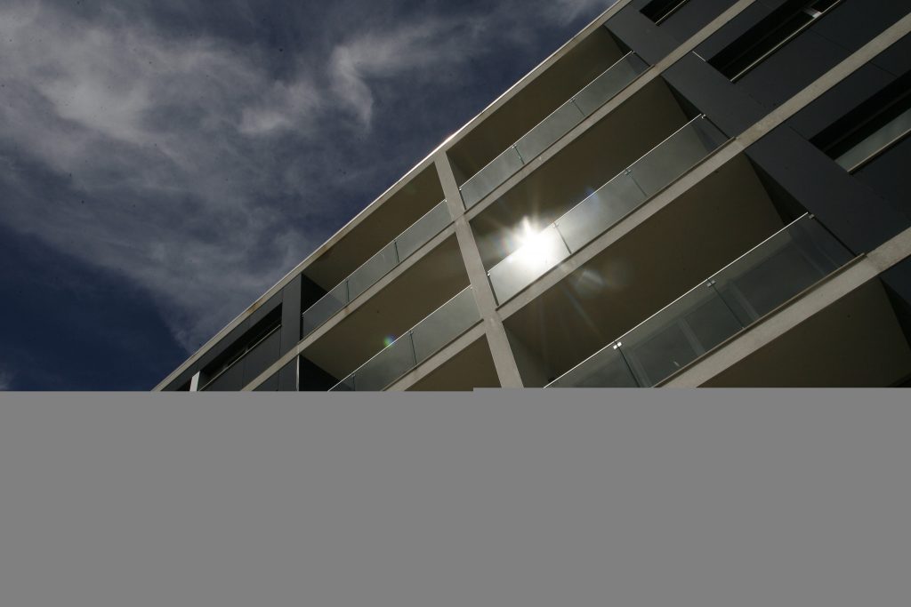 O preço continua a ser a maior dor de cabeça para quem procura casa