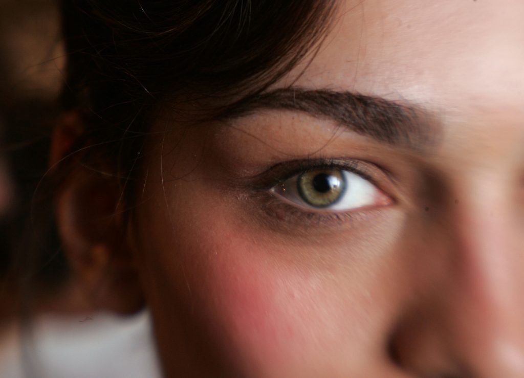 O que a cor dos olhos diz sobre a sua saúde