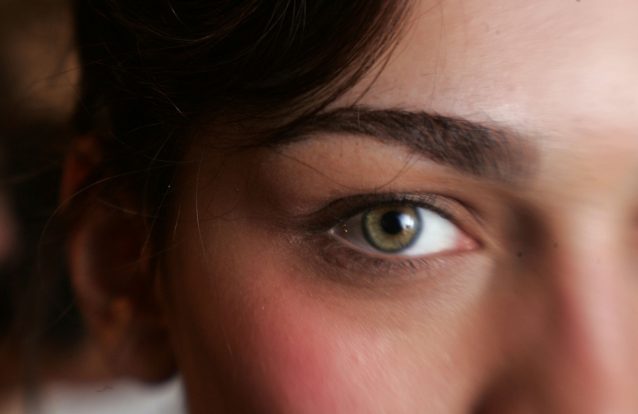 O que a cor dos olhos diz sobre a sua saúde