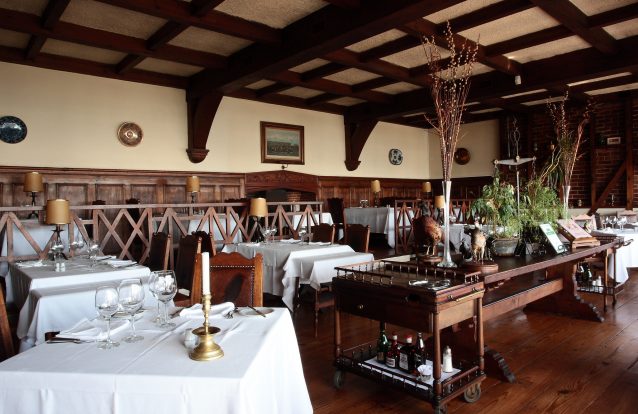 O restaurante Cimas, no Estoril, é um caso sério de bom gosto