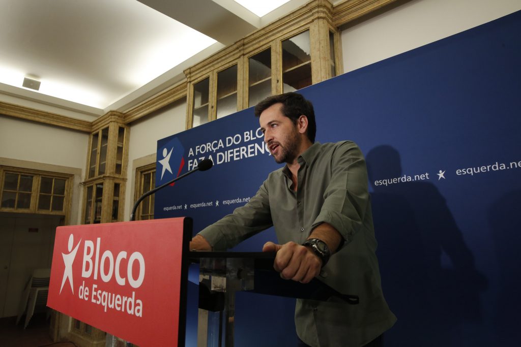 O retrato de Ricardo Robles