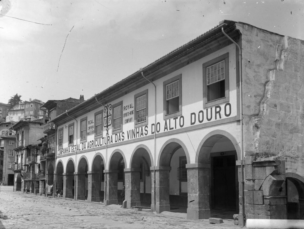 O vinho de Oeiras e o vinho do Porto