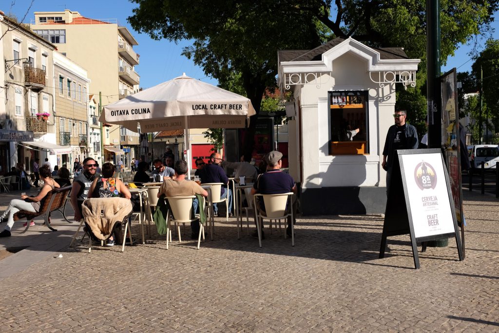 Oitava Colina: Neste quiosque em Lisboa há cervejas artesanais e petiscos