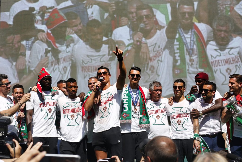 Os campeões da Europa também têm um lado solidário