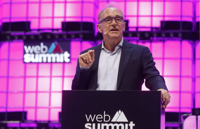 “Pai” da Web lança contrato por uma melhor internet