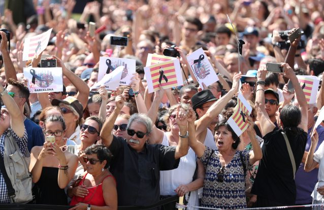 Pais da jovem portuguesa desaparecida chamados a verificar identidade