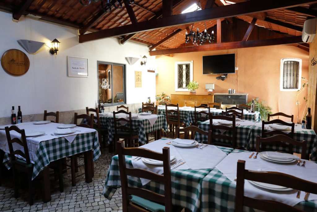 Peixe fresco, a saltar, no Solar dos Leitões, em Lisboa