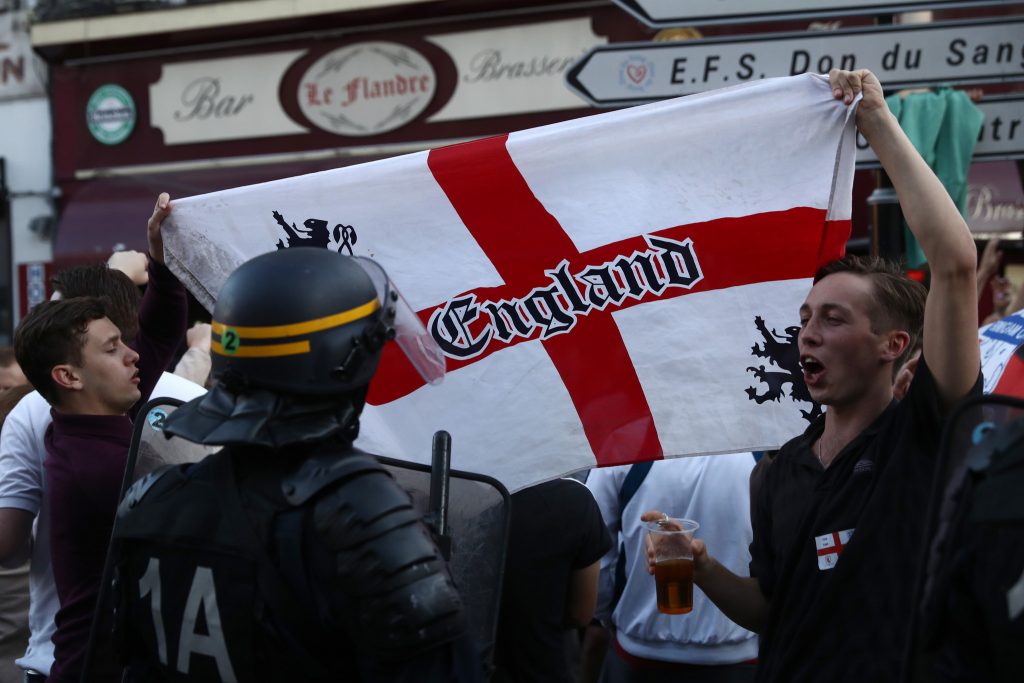 Por que são sempre os ingleses?