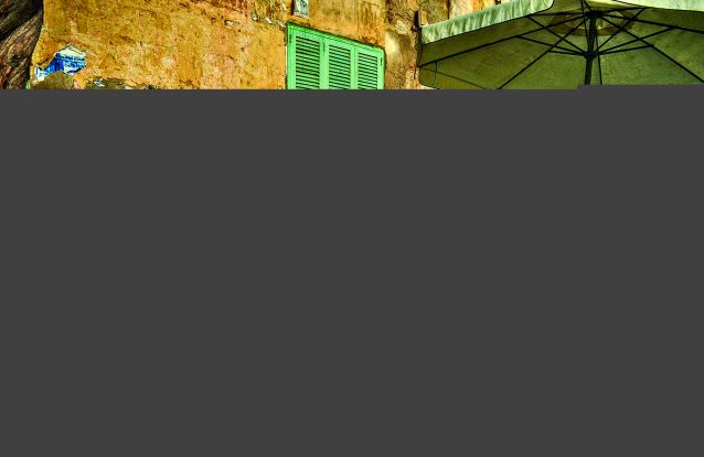 "Portugueses pelo Mundo": Como é trabalhar fora de Portugal?