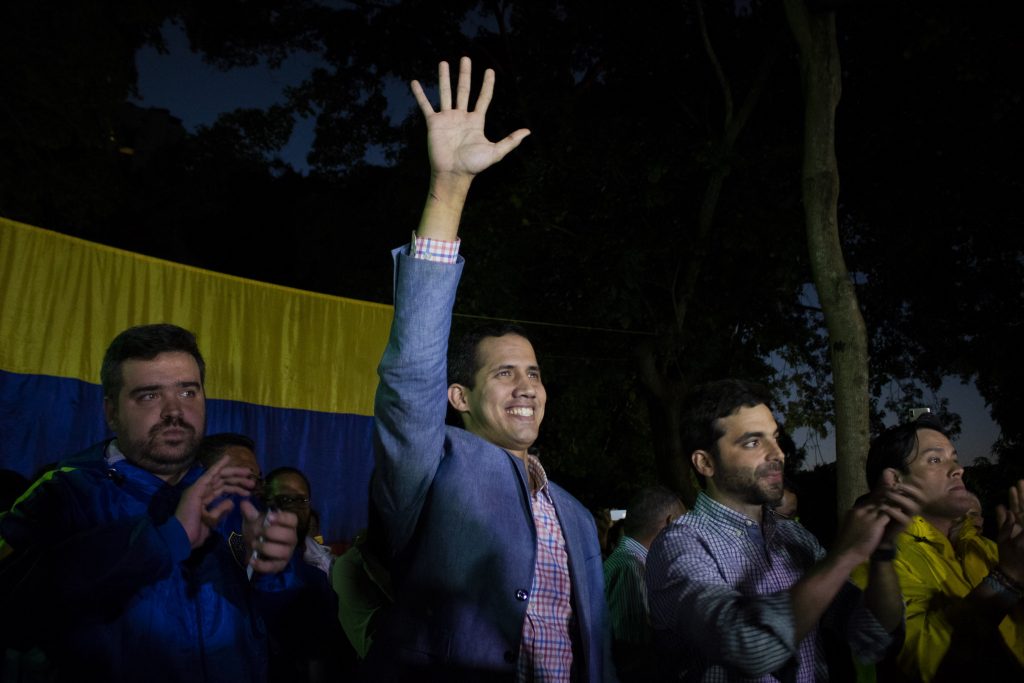 Presidente do Parlamento Europeu reconhece "legitimidade" de Guaidó