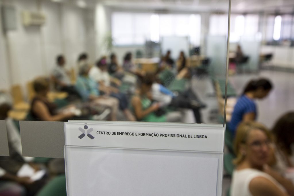 PRESTAÇÕES SOCIAIS: Reforço nos abonos e nos apoios ao desemprego