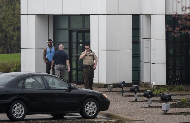 Prince terá tido overdose dias antes da sua morte