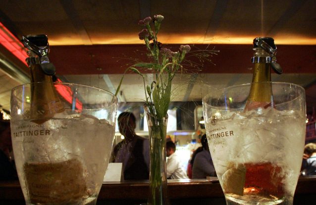 Quatro hábitos de fim-de-semana que lhe tiram o sono durante a semana