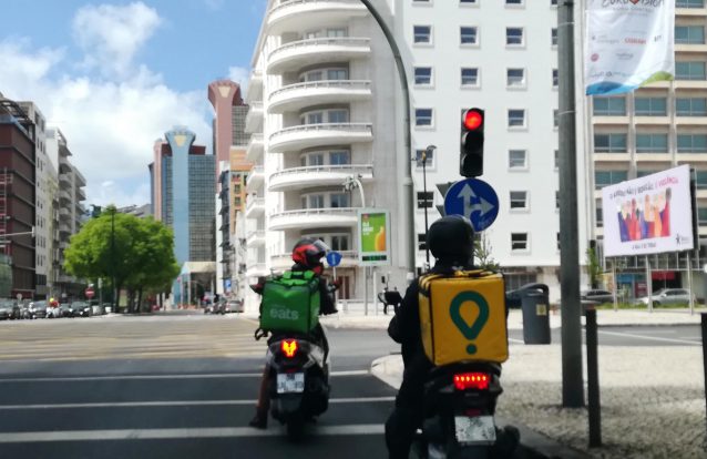 Quem ganha a corrida das entregas de comida em casa?
