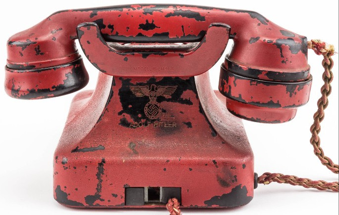 Quem quer comprar o telefone que Hitler usava no 'bunker'?