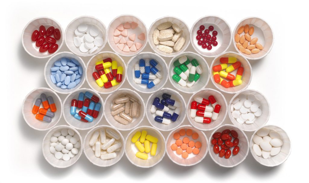 Resistência aos antibióticos pode combater-se... com mais antibióticos
