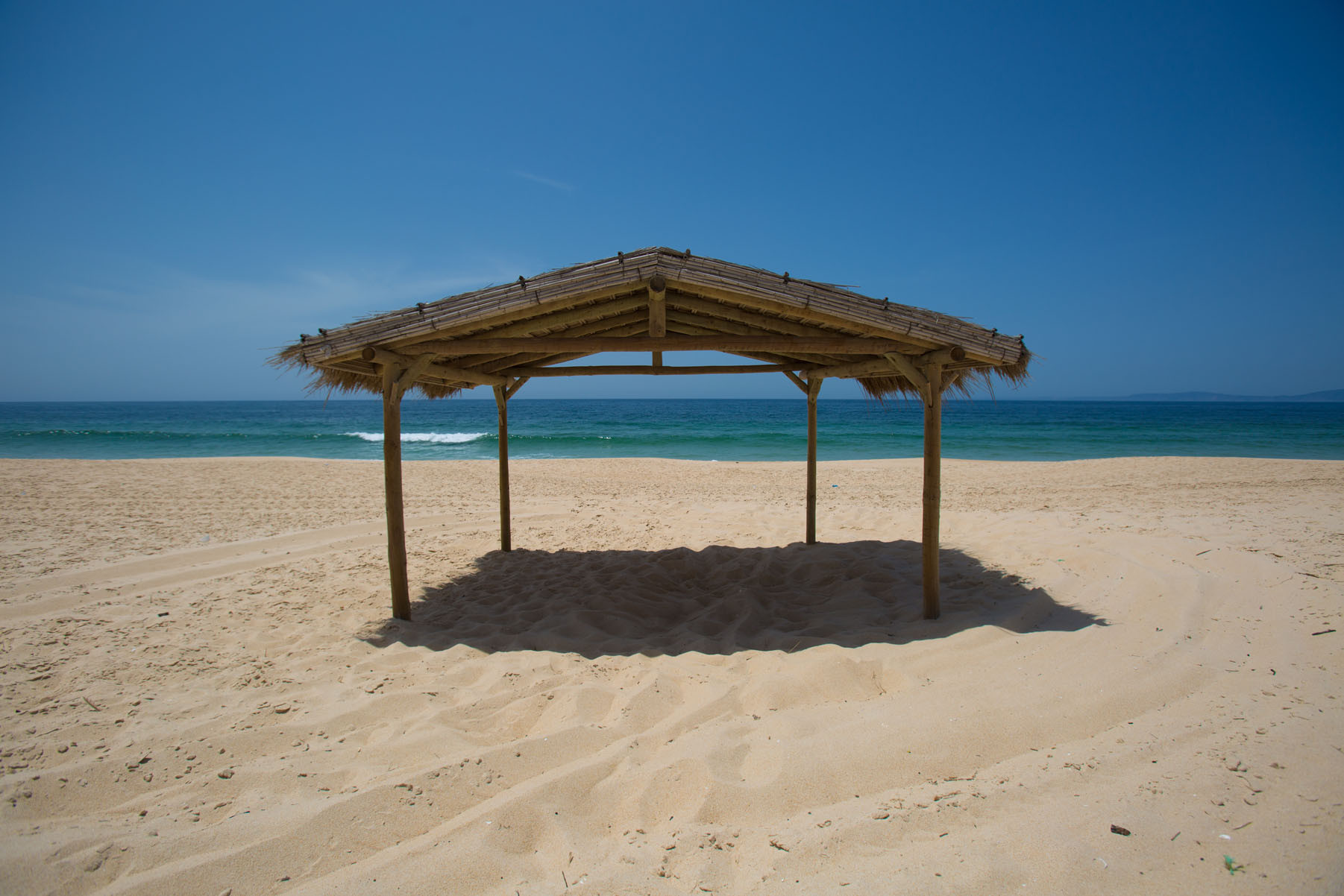 Arrumando a casa em uma tempestade de areia - Arrumando a casa em