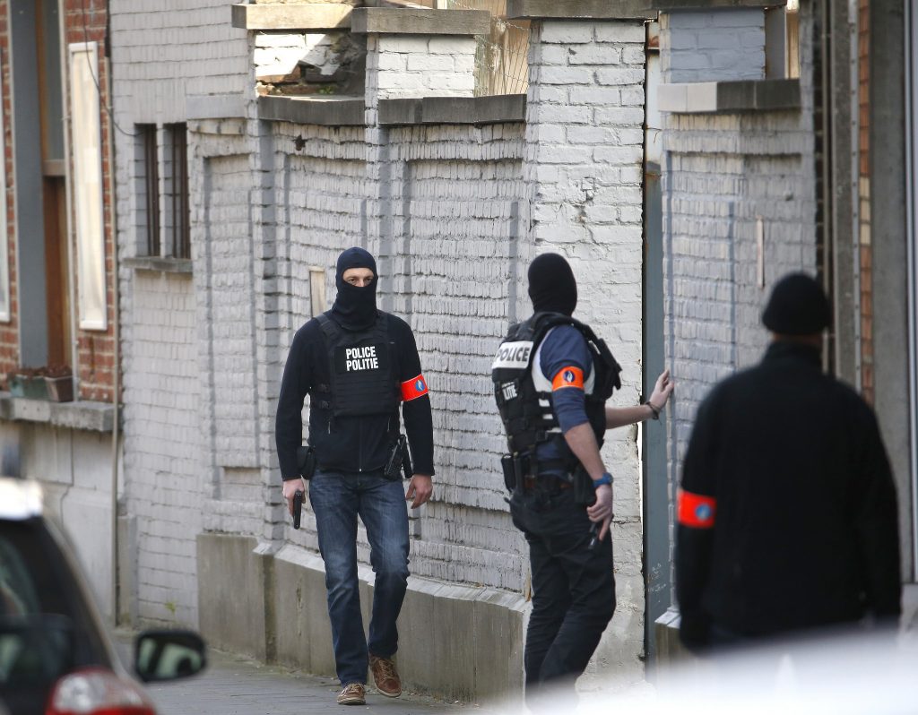 Salah Abdeslam quer "explicar-se" em Paris