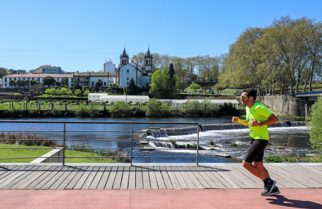 Visão | Santo Tirso: Pelas esculturais margens do Ave, à ...