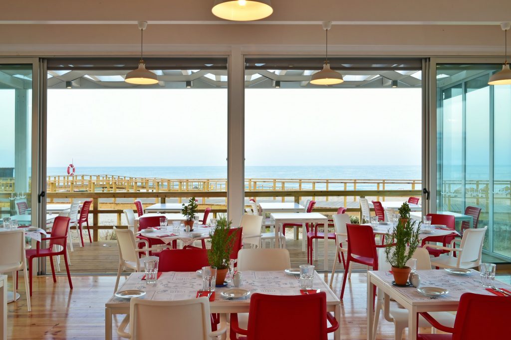 Sea Deck: A poucos passos do mar