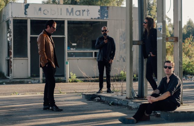 Sean Riley & The Slowriders: Rock intemporal na Galeria Zé dos Bois, em Lisboa